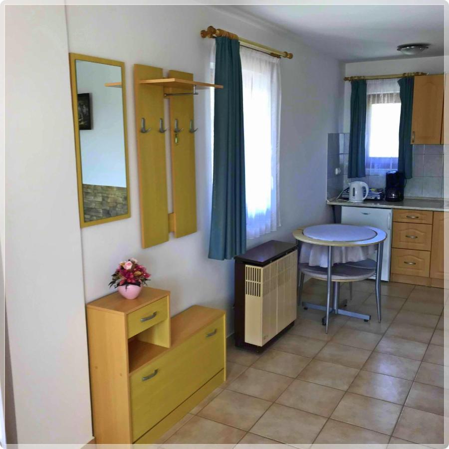 Apartmán Kleines Haus Hévíz Exteriér fotografie