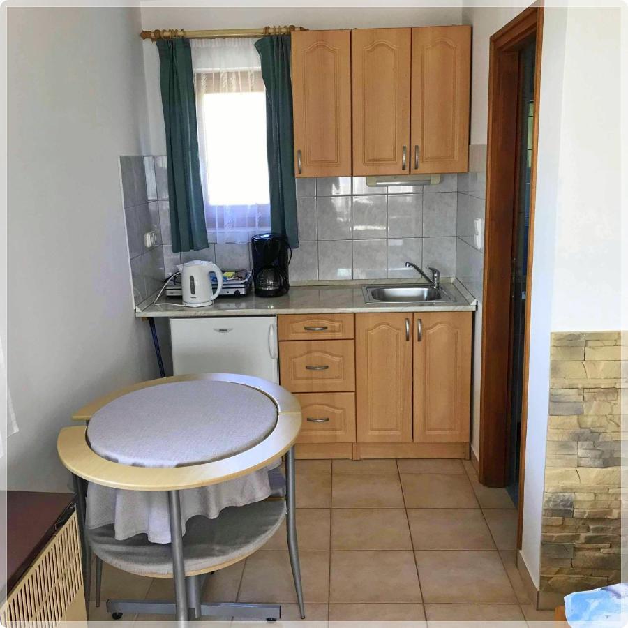 Apartmán Kleines Haus Hévíz Exteriér fotografie
