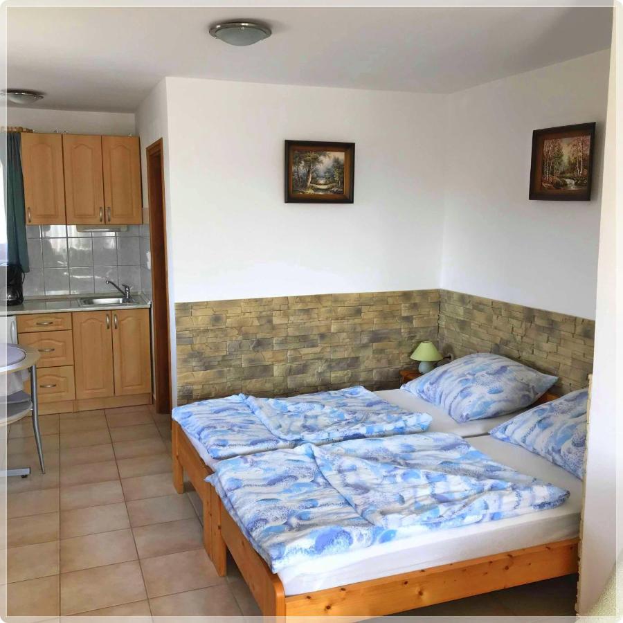 Apartmán Kleines Haus Hévíz Exteriér fotografie